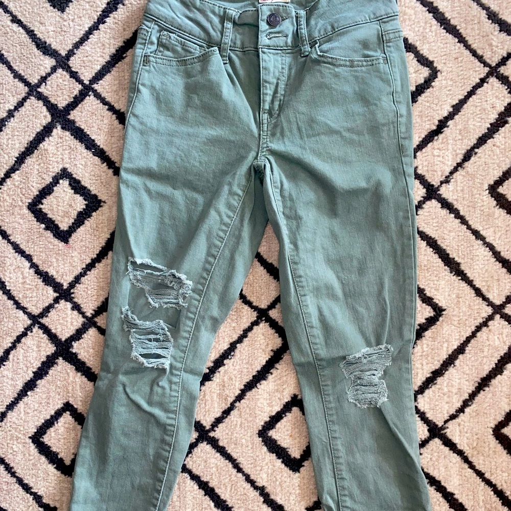 Jeans - Picture 2 of 4